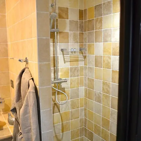 Les Tamaris Bed and Breakfast Castelnau-sur-Gupie